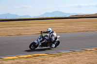 anglesey-no-limits-trackday;anglesey-photographs;anglesey-trackday-photographs;enduro-digital-images;event-digital-images;eventdigitalimages;no-limits-trackdays;peter-wileman-photography;racing-digital-images;trac-mon;trackday-digital-images;trackday-photos;ty-croes